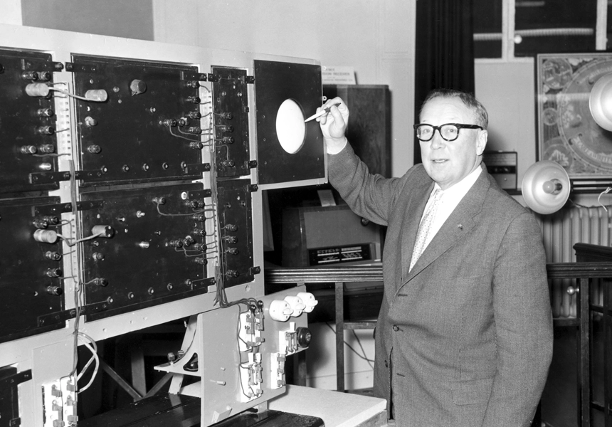 Robert Watson-Watt first demonstrated RADAR (radio detection and ranging) at Daventry, Northamptonshire.
