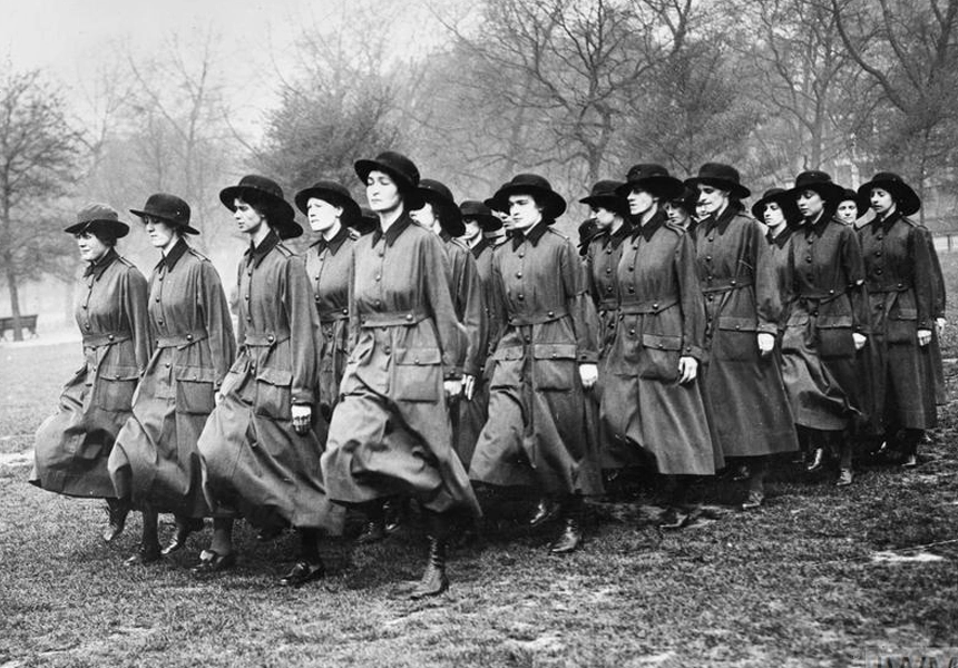 The Women's Army Auxiliary Corps (WAAC) was founded. They were Britain's first official service women.