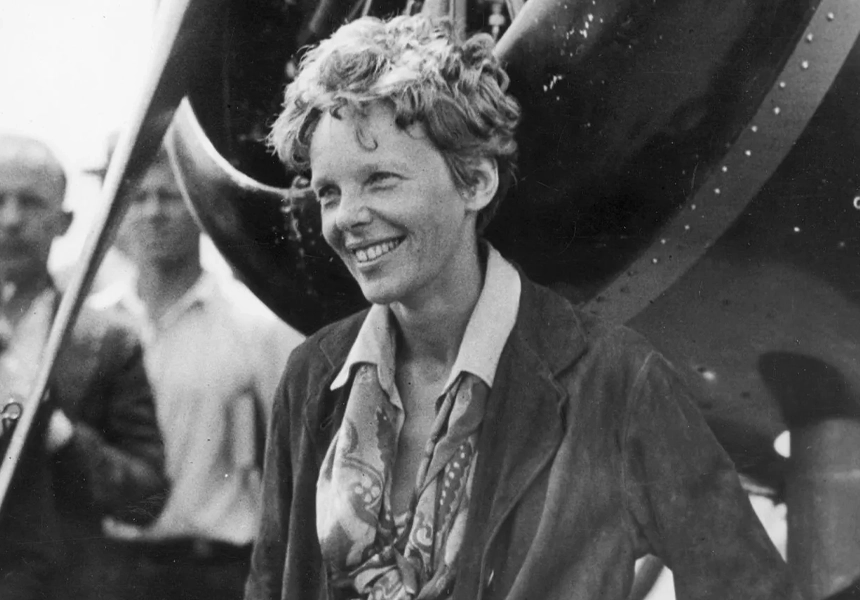 American Amelia Earhart landed in Derry, Ireland, after taking off from Newfoundland the previous day. It was the world's first solo nonstop flight across the Atlantic Ocean by a female pilot.