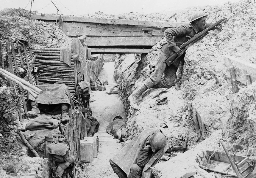 The Battle of Somme began. The British Empire and France went to war against the German Empire during World War I. The battle lasted until November 18, 1916 and up to 1.3 million people died.